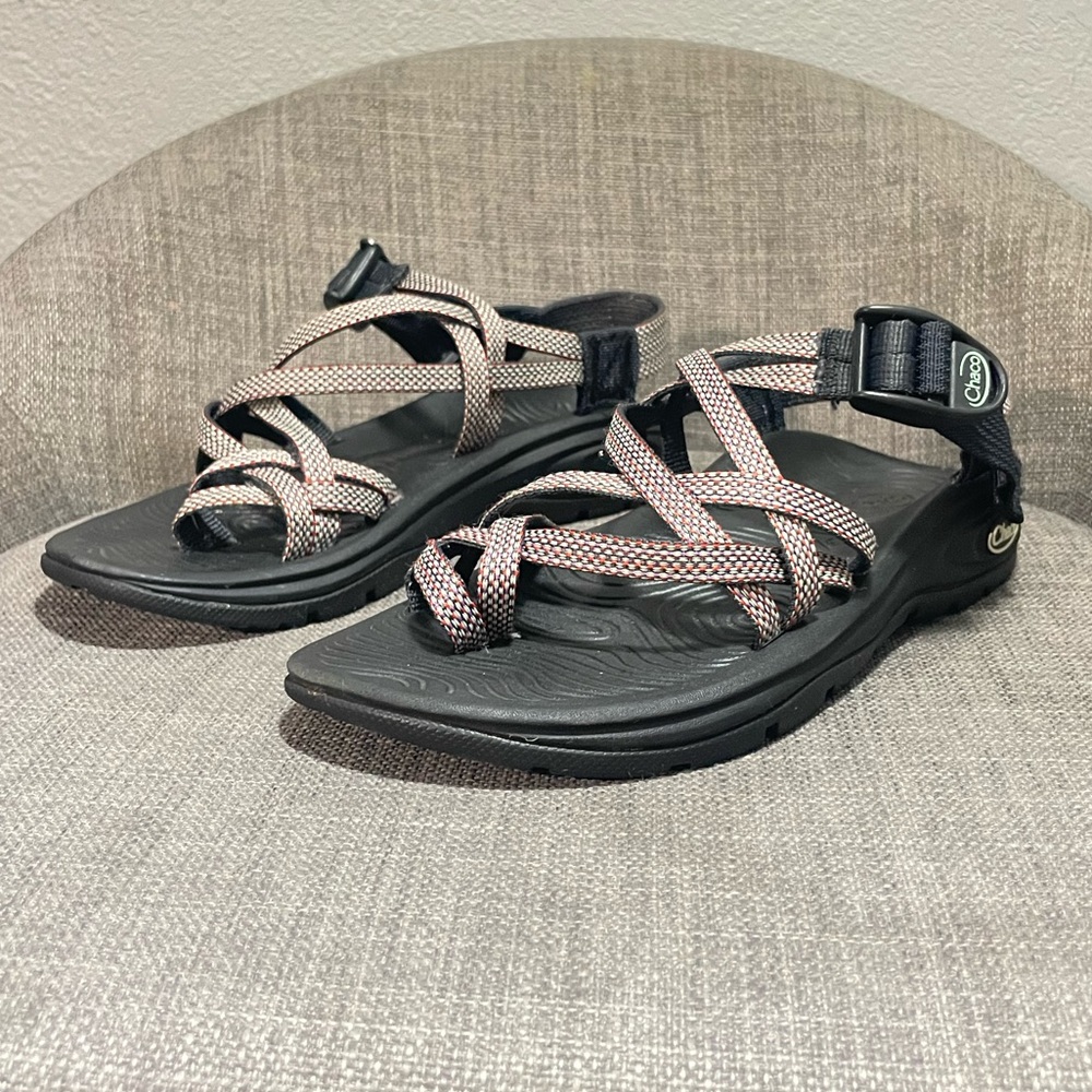 Chaco women’s 5 classic sandals ZX2 hiking water sports outdoor